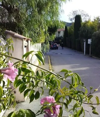 Entre Et Colline L'escale Provençale . Apartamento Saint-Cyr-sur-Mer